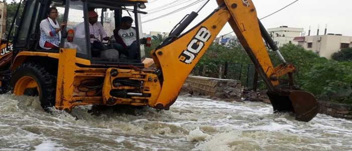 Heavy rains turn Hyderabad localities into rivers