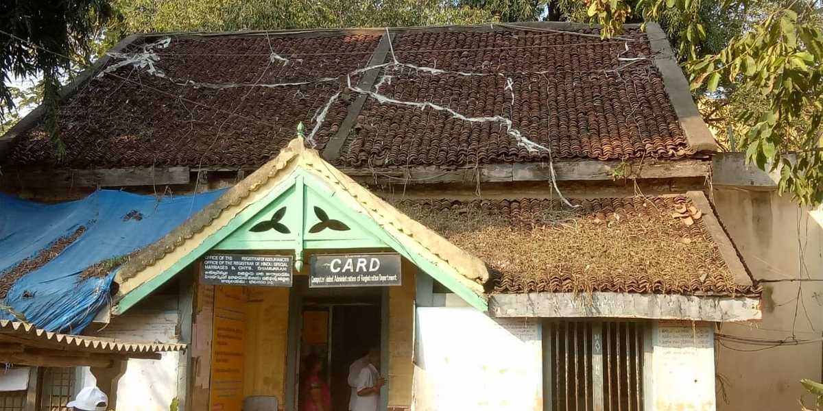 Sub-registrar office in dilapidated state in Bhimavaram