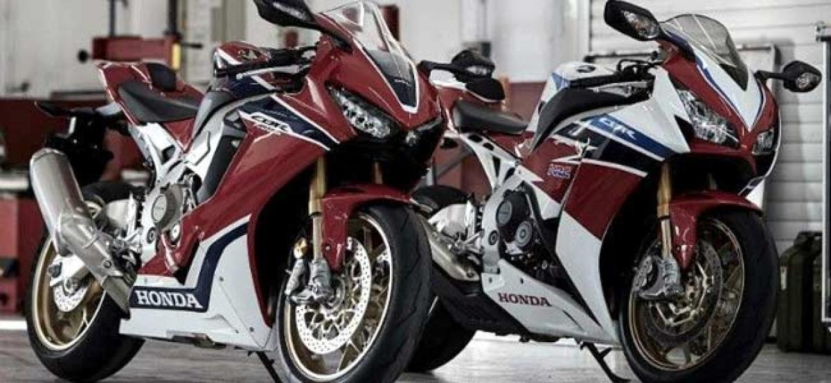 Honda Slashes Prices Of CBR1000RR and CBR1000RR SP