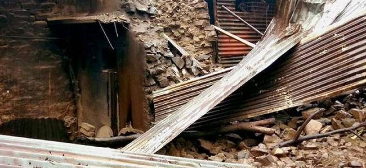 House collapses in Vijayawada, three injured