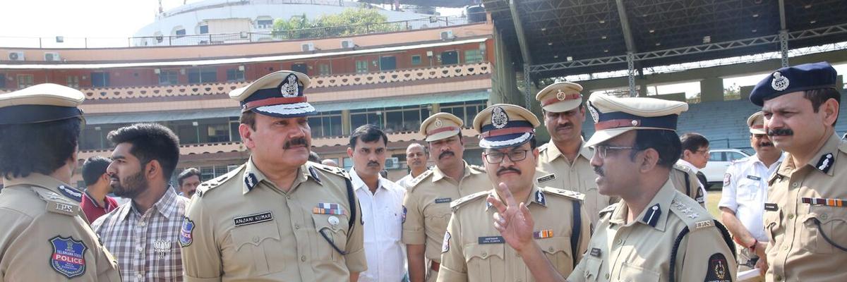 Hyderabad top cop inspects arrangements at L B Stadium, Parade Grounds