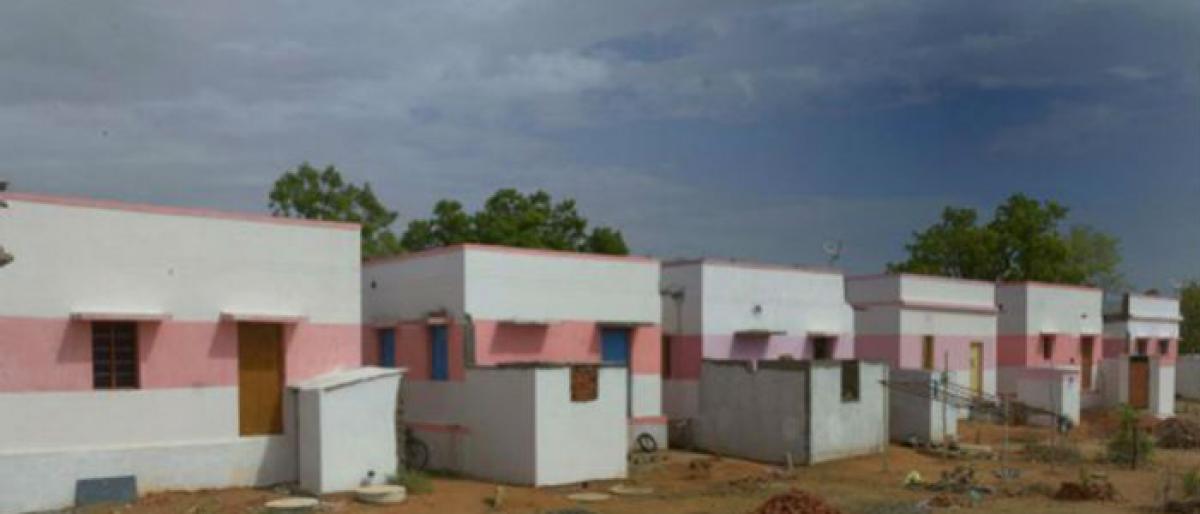 Release Of Pending Bills Of Indiramma Houses Sought   IH 1293 