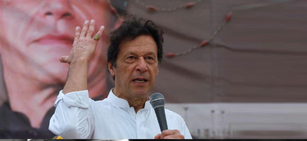 Imran Khan to take oath at President House