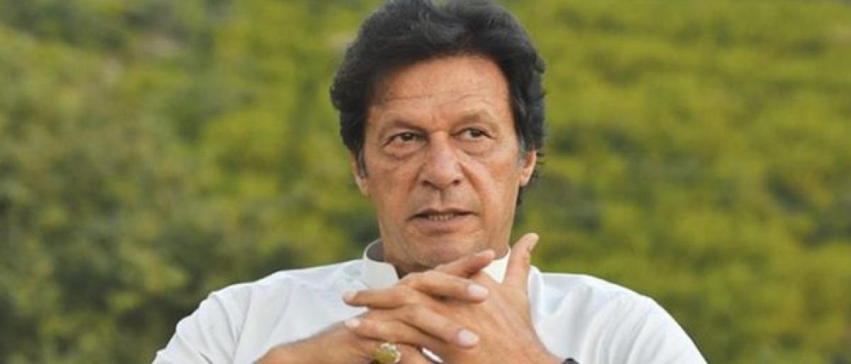 Imran Khan preparing draft to resolve Kashmir issue