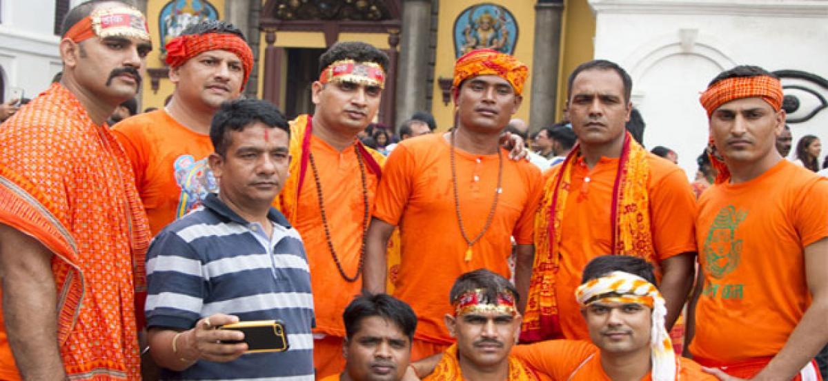 Indian pilgrims throng Nepals Pashupatinath for `Bolbom Kawaria`