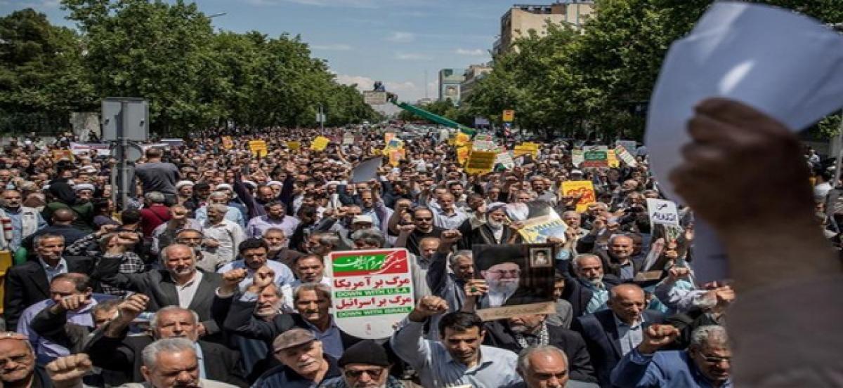 11 injured in protest against Iran water crisis