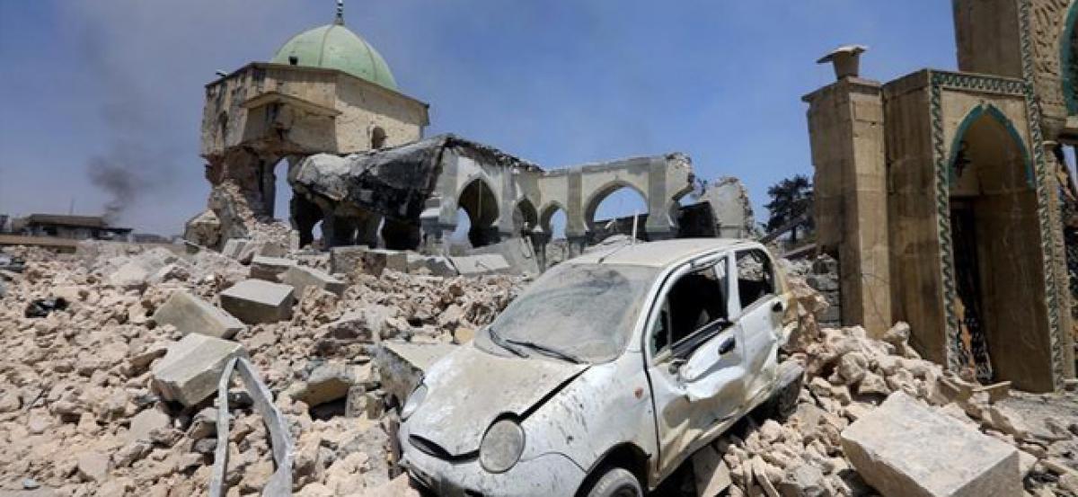 Mosul mosque where Islamic State took world stage lies in rubble