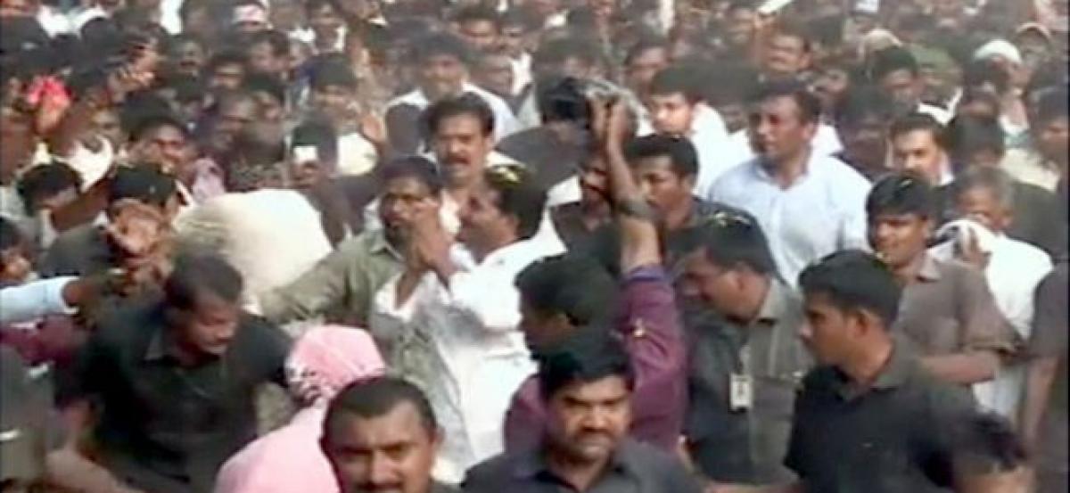 YS Jagan’s padayatra crosses 1000 km