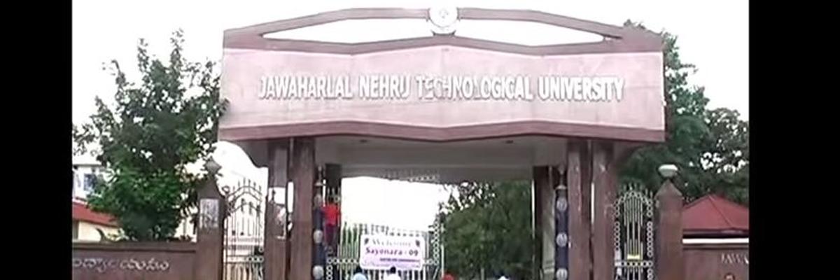 JNTU-H slaps notices on engineering colleges