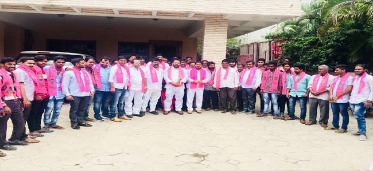 Khairatabad youth join TRS party