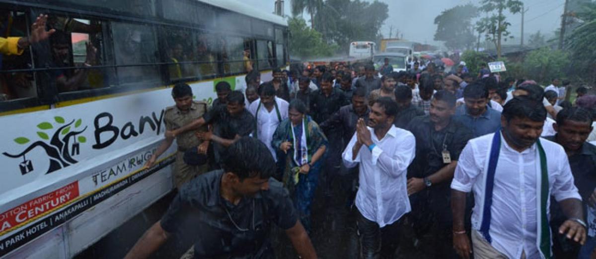 Jagan continues Yatra amidst heavy showers