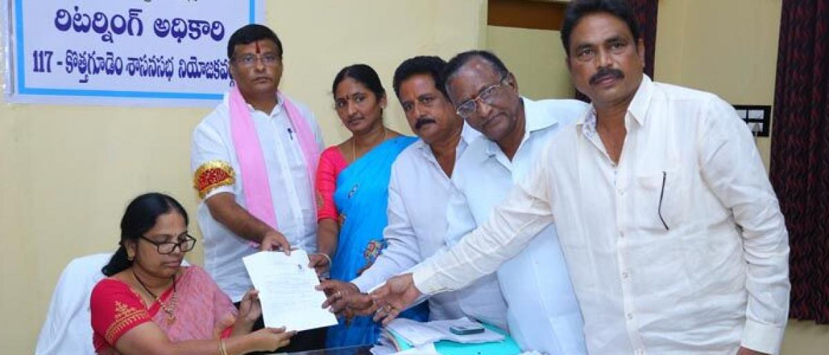 Jalagam Venkat Rao files nomination for Kothagudem Assembly seat