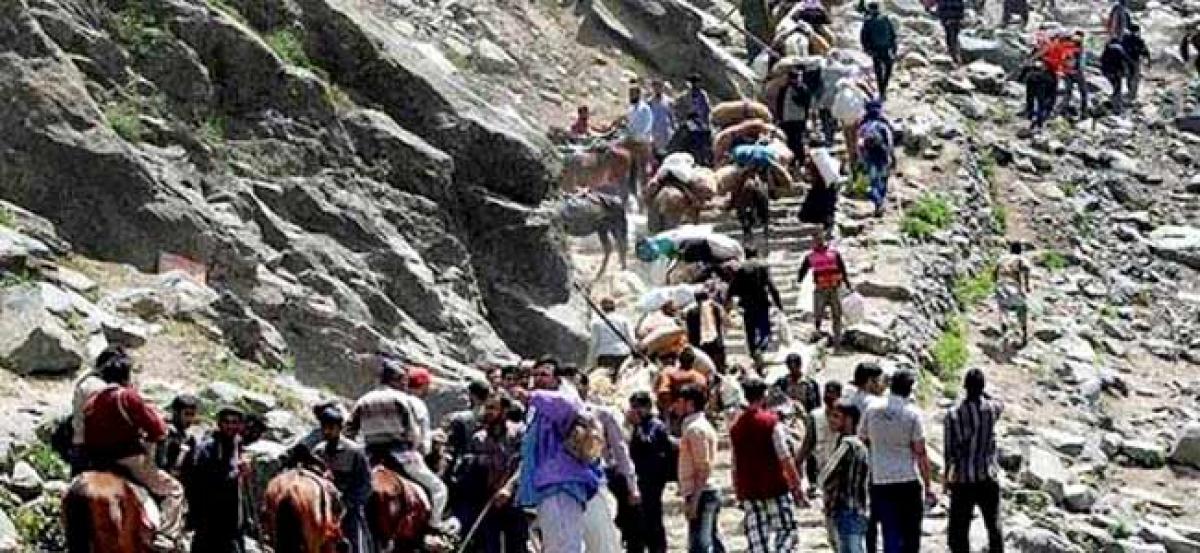 Amarnath Yatra: Another 724 pilgrims leave for base camps