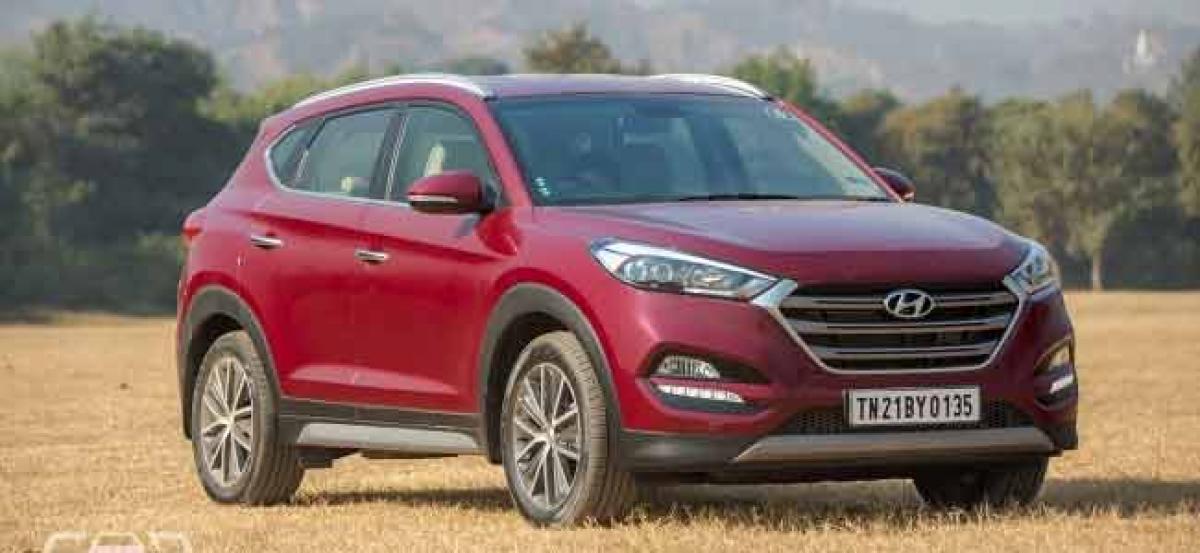 Jeep Compass vs Hyundai Tucson: Variant Wise Feature Comparison