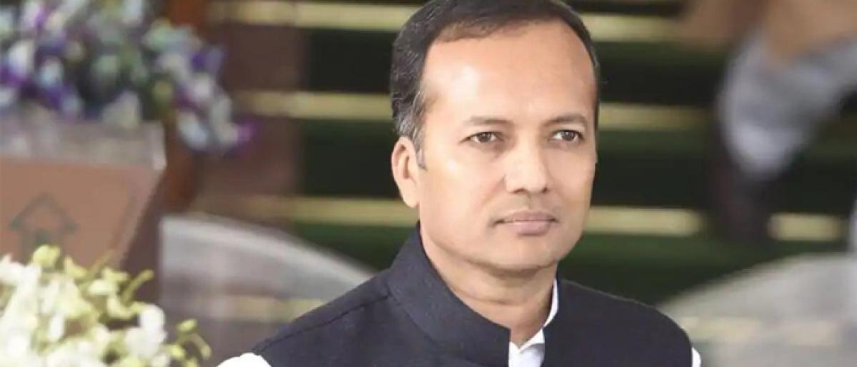 Court allows Naveen Jindal to travel abroad