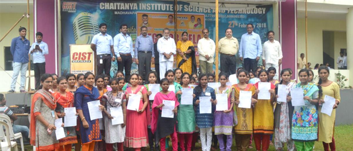 900 selected at mega job mela at Chaitanya Institute of Science and Technology in Kakinada
