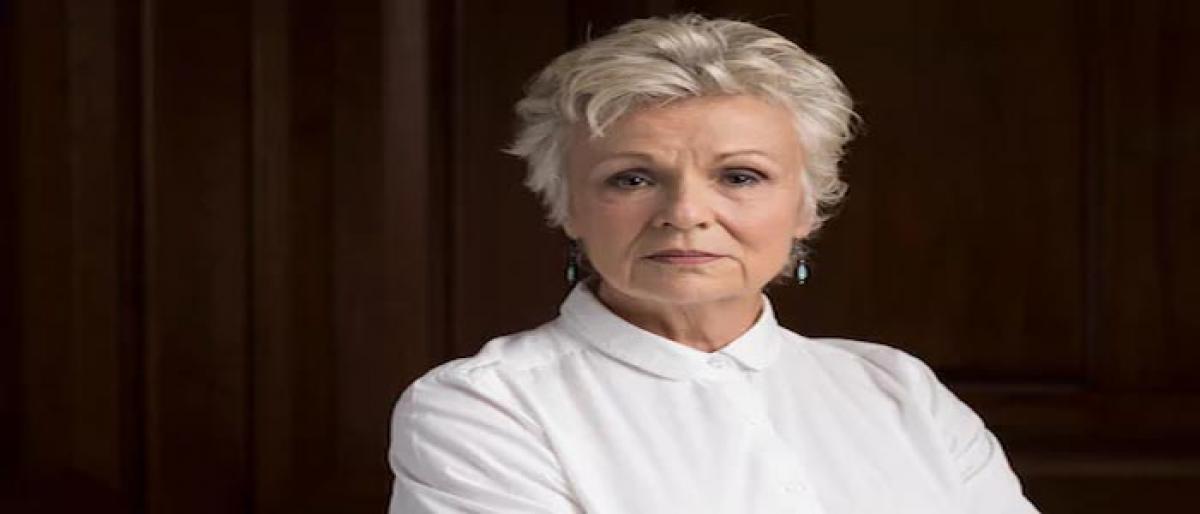 Julie Walters wishes to play Bond villain