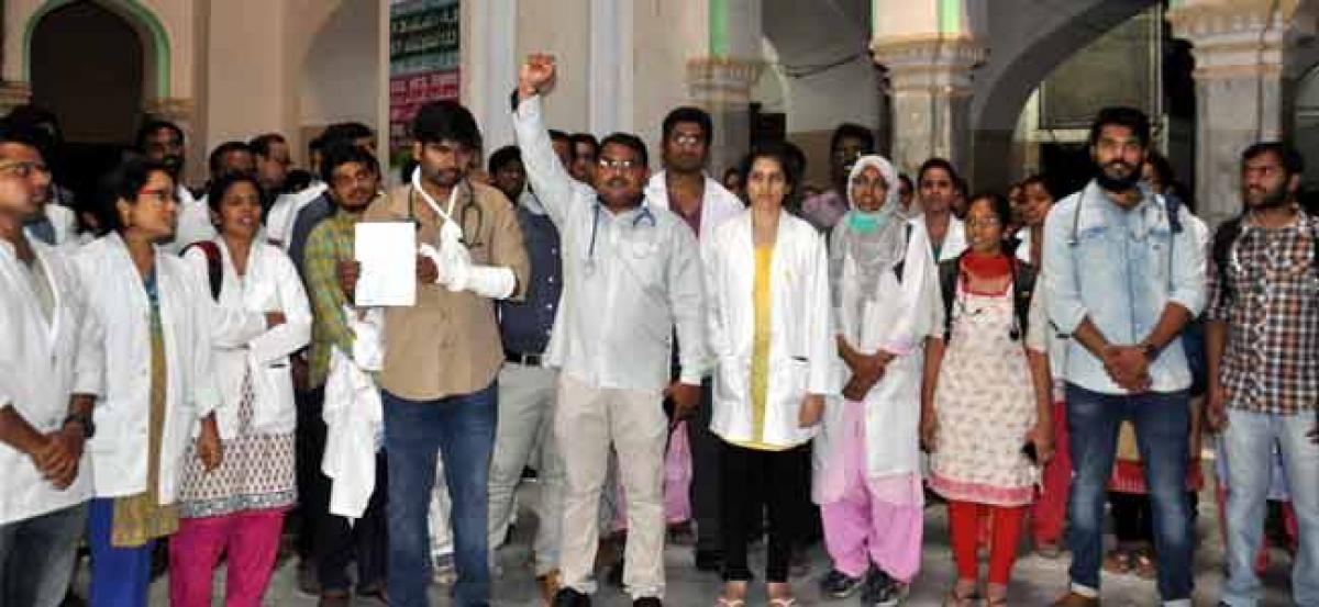 Jr Docs in OGH goes on strike