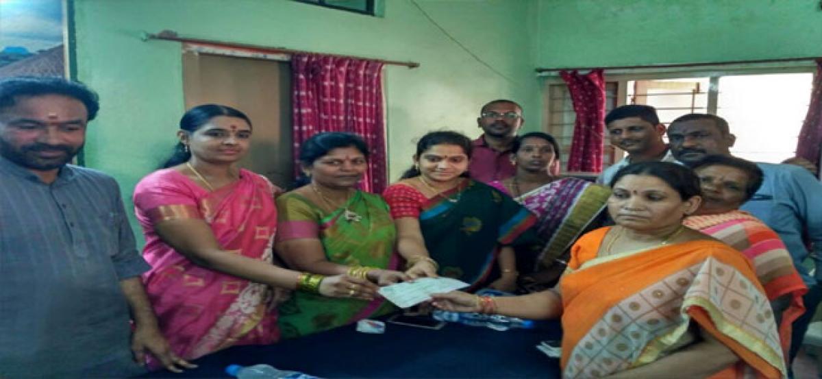 Kalayana Lakshmi & Shadi Mubarak cheques distributed