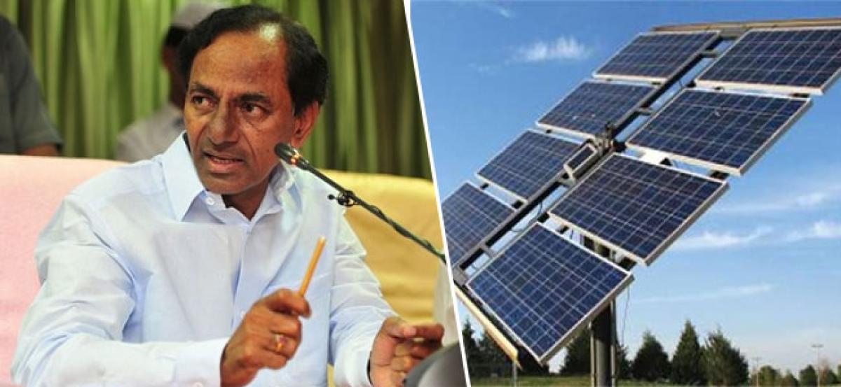 CM reviews solar power situation in Telangana