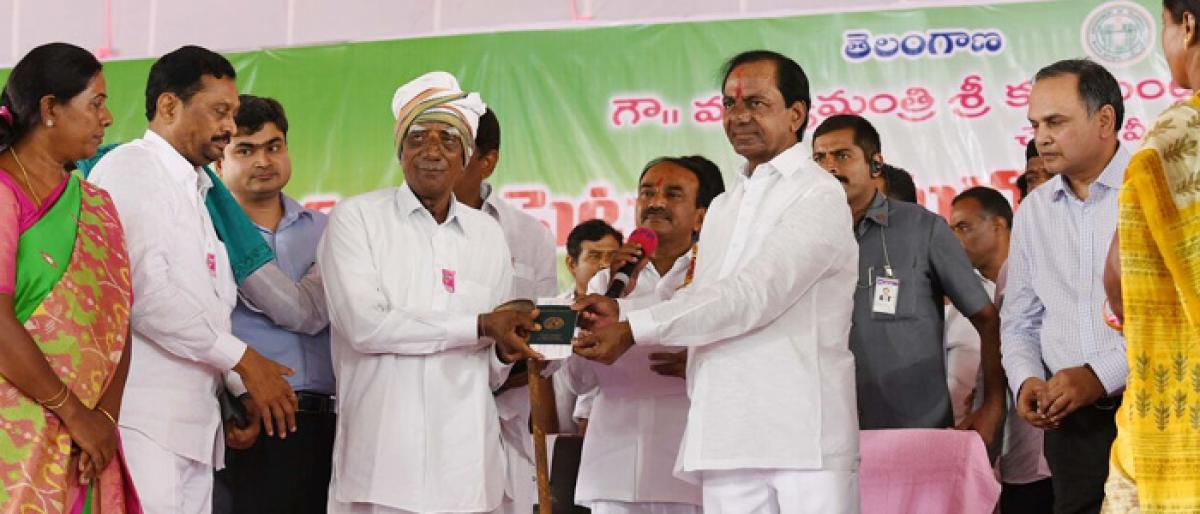 KCR mulls schemes for forward castes