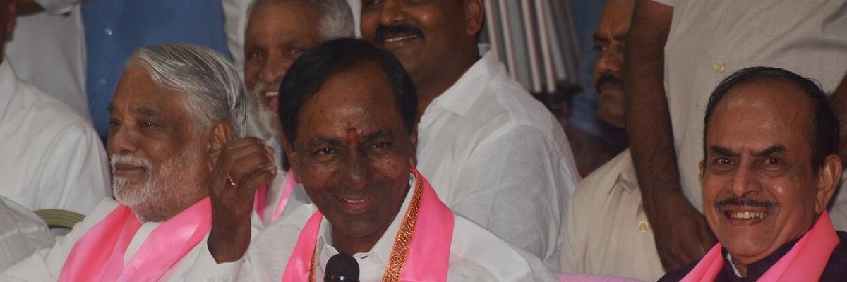 KCR to be sworn in as CM at 1.30 pm