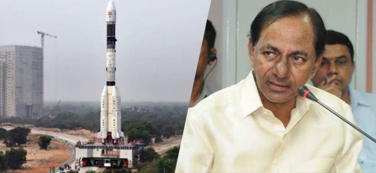 CM KCR congratulates ISRO on GSAT-6A launch