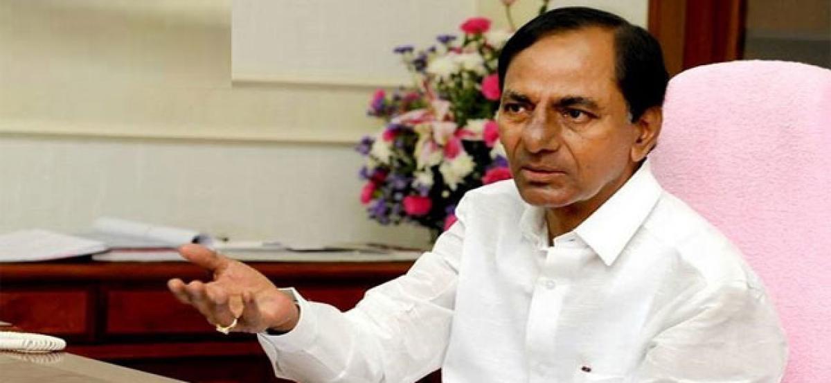 CM KCR expresses shock over Pragnapur road accident