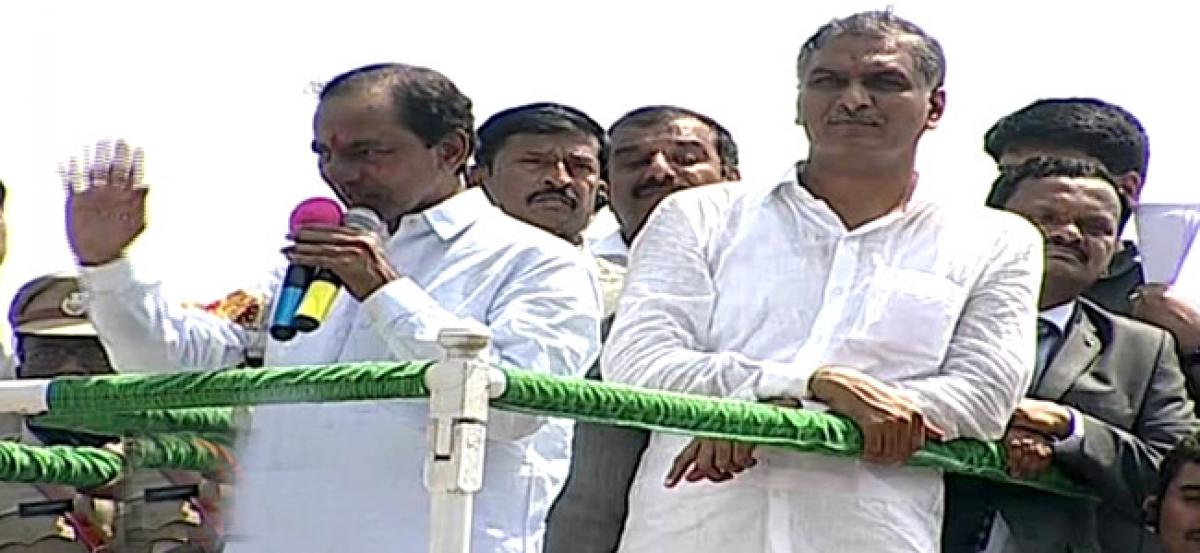 KCR to tour Siddipet, Siricilla today