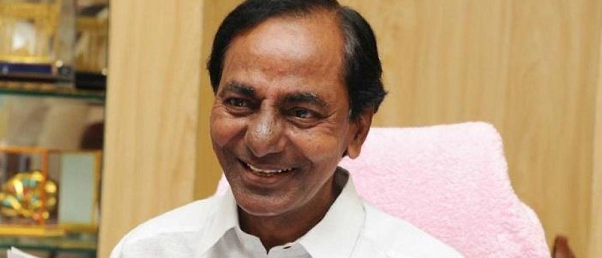 KCR asks banks not to use Rythu money for other purposes