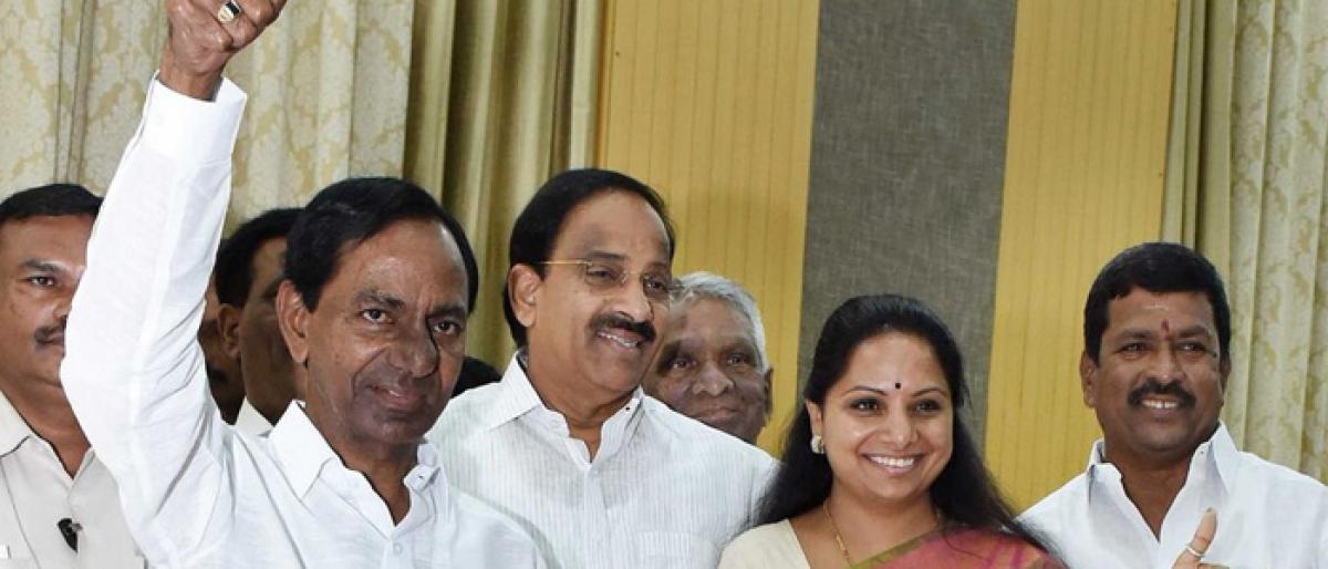 KCR goes into huddle with top cops again