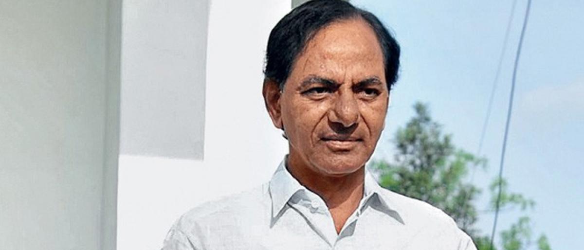 KCR extends greetings to PM on poll win