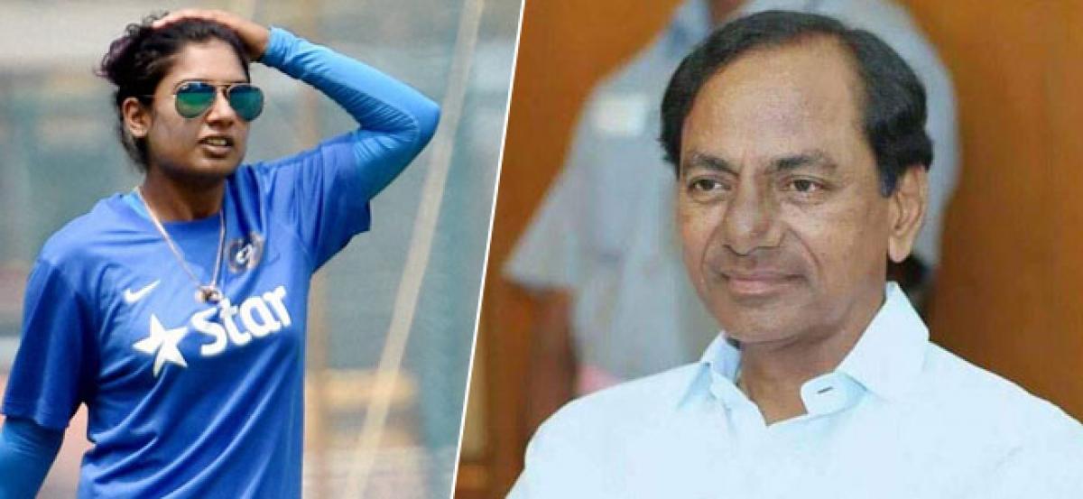 KCR congratulates Mithali Raj on becoming top scorer