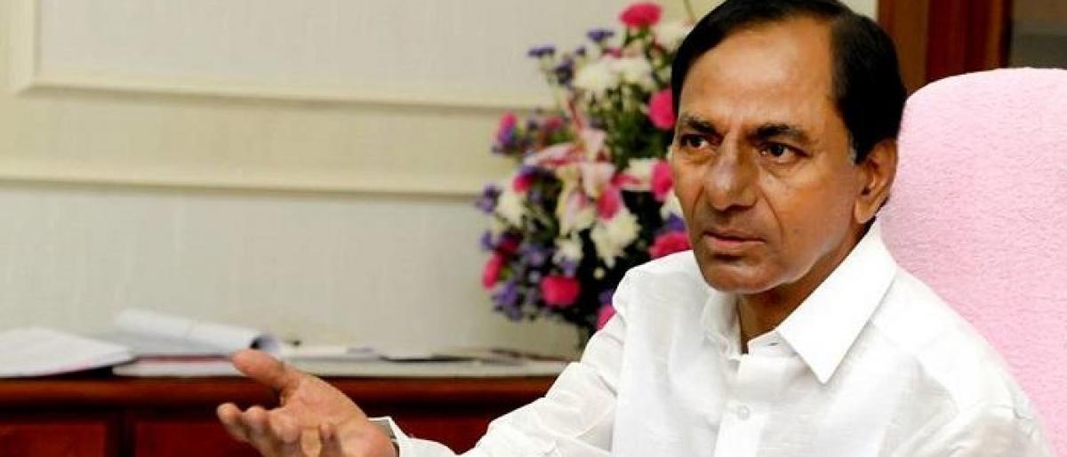 KCR tutoring MPs  to corner Centre