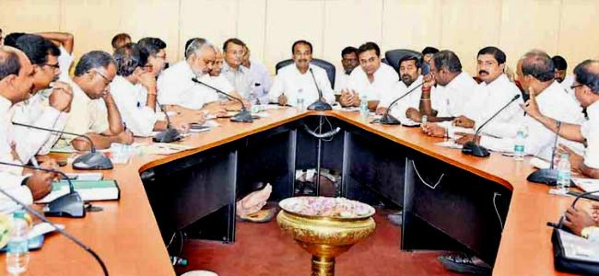 Cabinet panel on employees to submit report on May 11