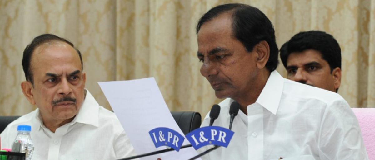 KCR Cabinet meet ahead of Pragati Nivedana Sabha