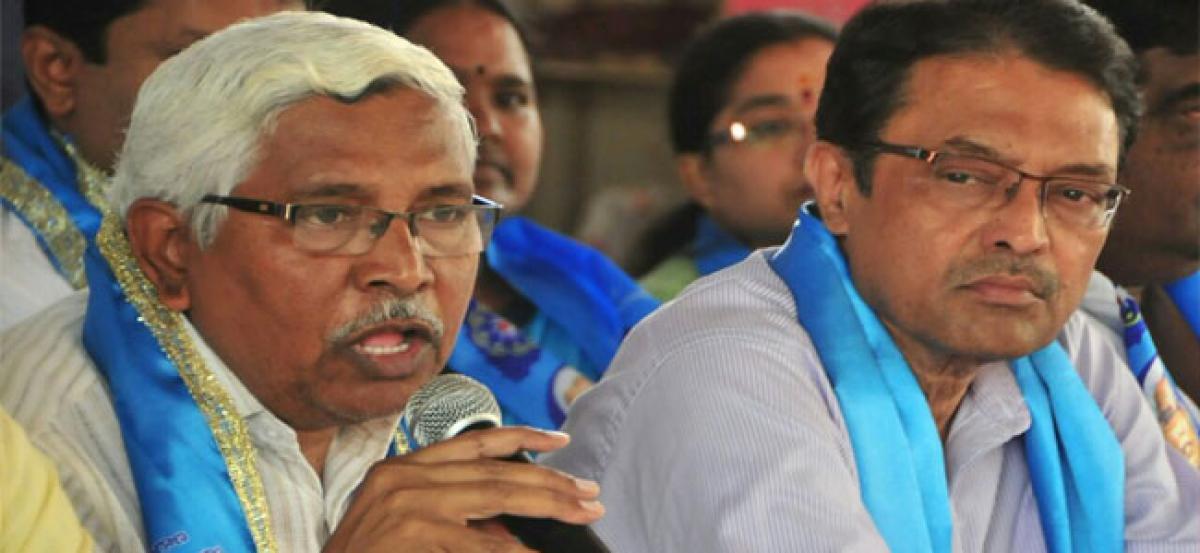 TJS wants decentralisation of administration: Kodandaram