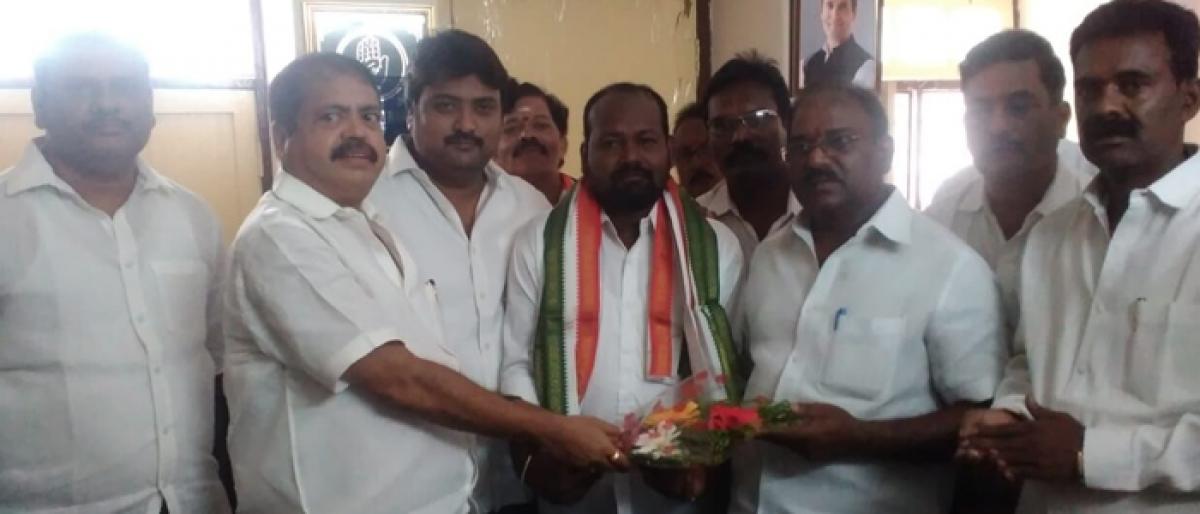 Siripalli Satish made Kakinada rural Youth Congress president