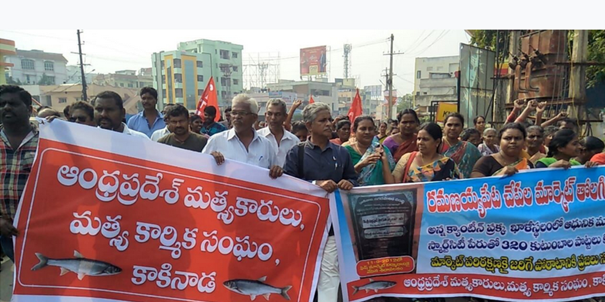 Demand for new fish market cabs rally in Kakinada