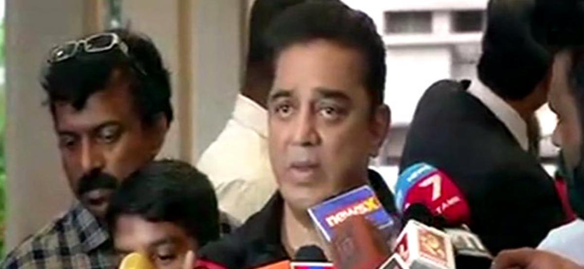 Kamal Hassan hints at joining Left, says saffron not his colour