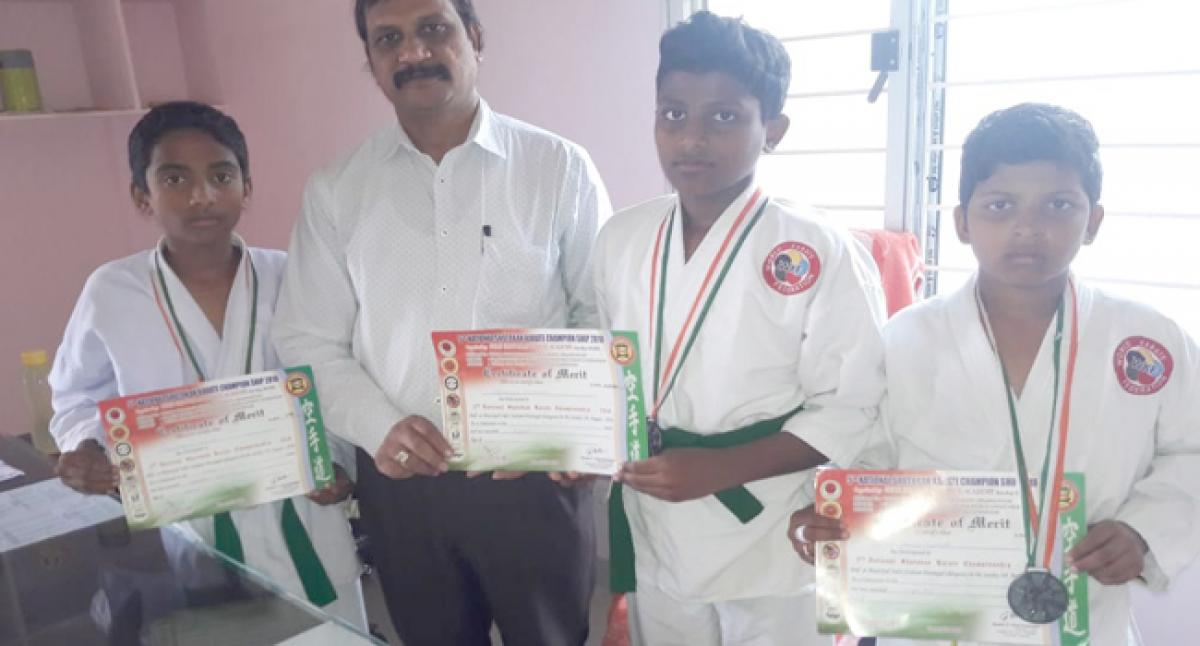 Resonance students win medals at Karate champion ship