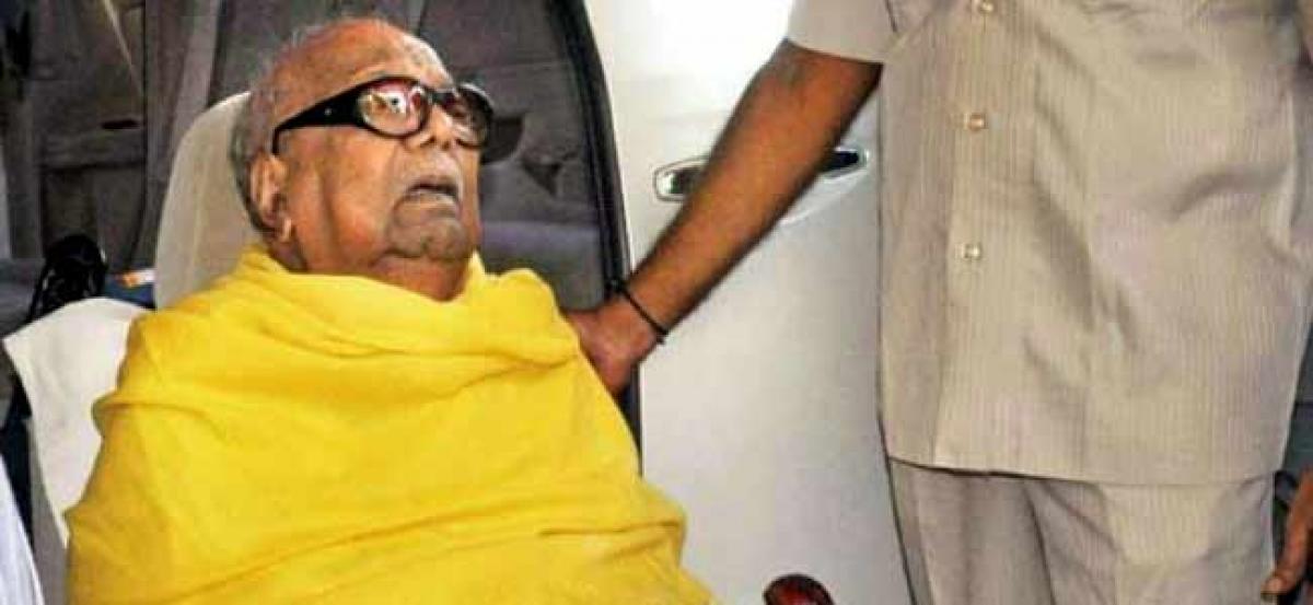 Karunanidhi recovering, says daughter Kanimozhi