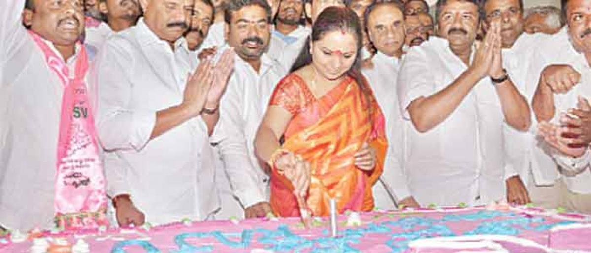 Birthday wishes pour in for KCR