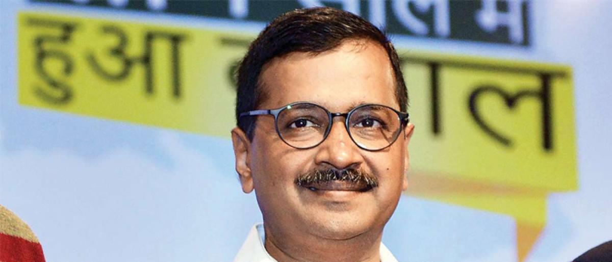 Kejriwal felicitates Asian Games medal winners