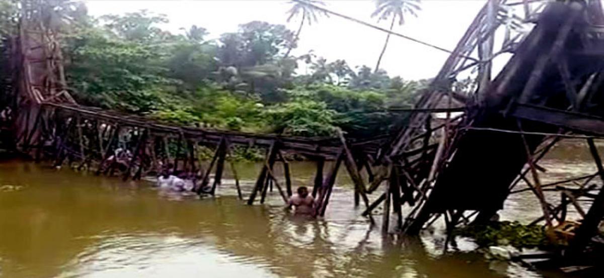 Kerala bridge collapse: Death toll rises to three