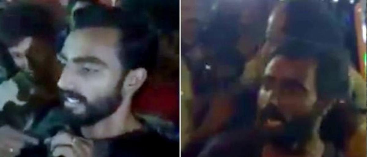 Kerala police caught harassing youth, People stood up to protect him