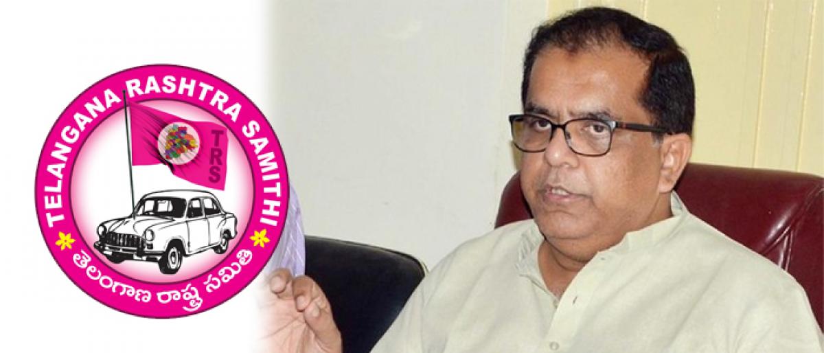 Former minority commission chairman Rasool Khan to join TRS