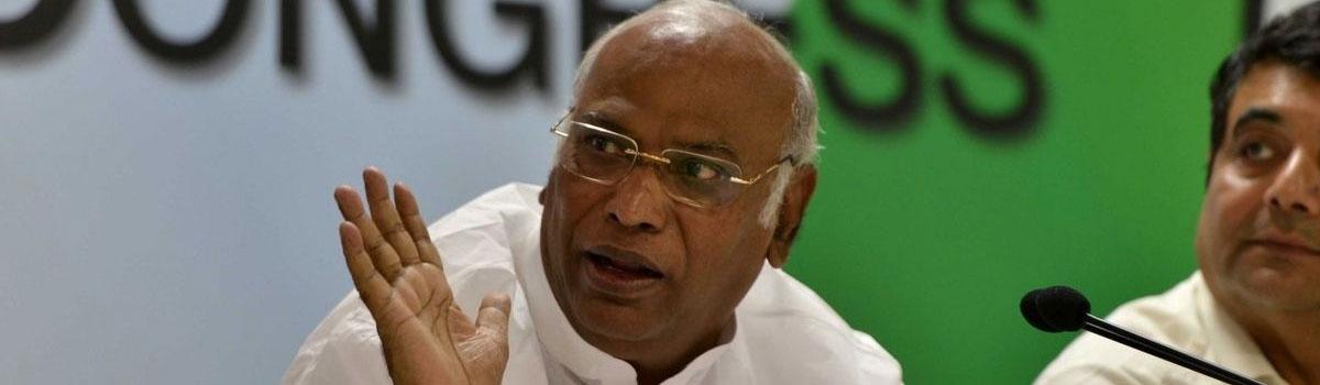 RSS doing its job by raising temple issue: Kharge