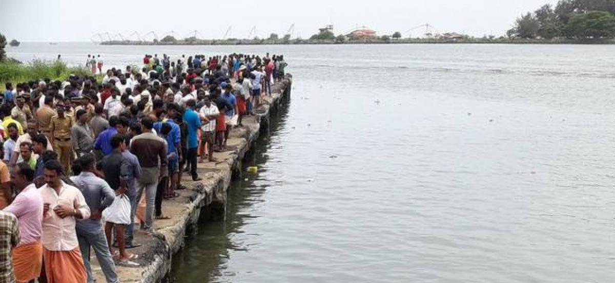 Collision at the Kochi coast kills 3 men