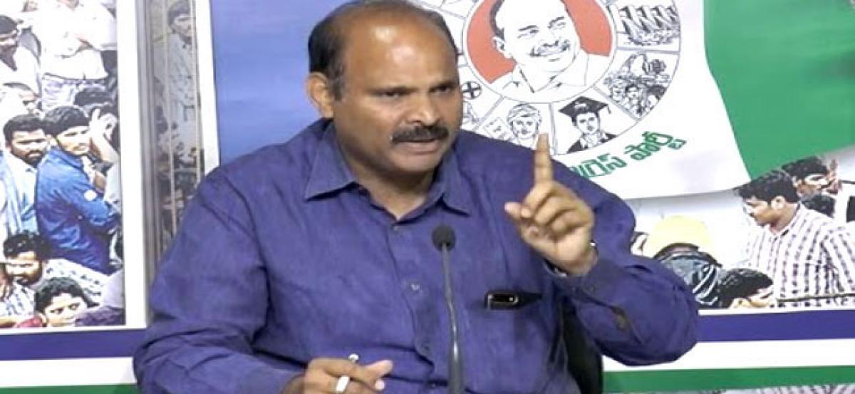 YSRCP wants Naidu to order MPs to resign